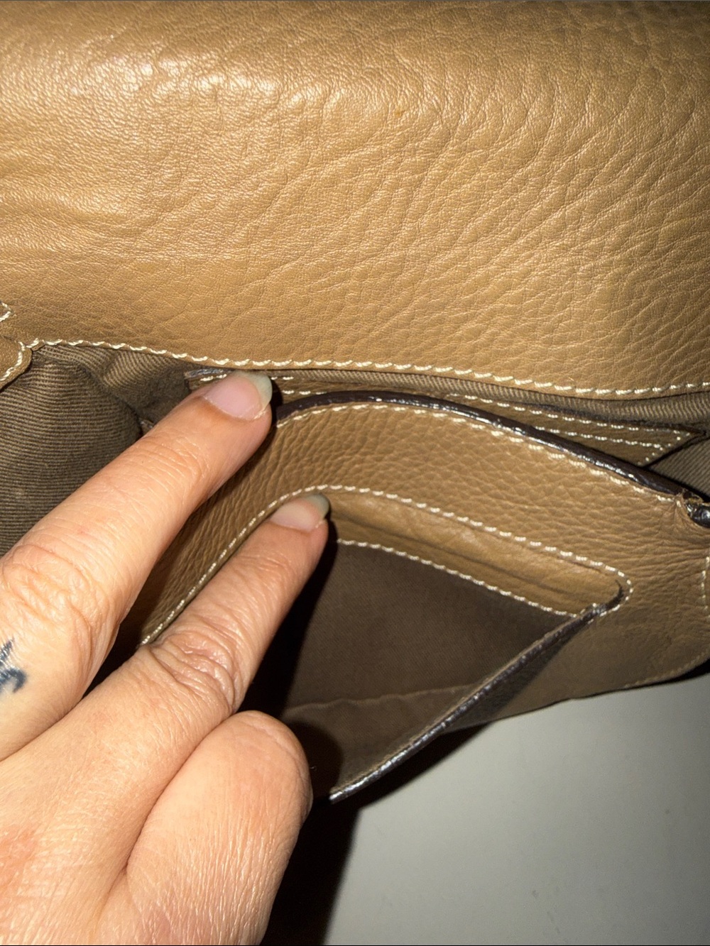 Chloe soft leather Small Saddle Bag in Brown - Picture 9 of 10